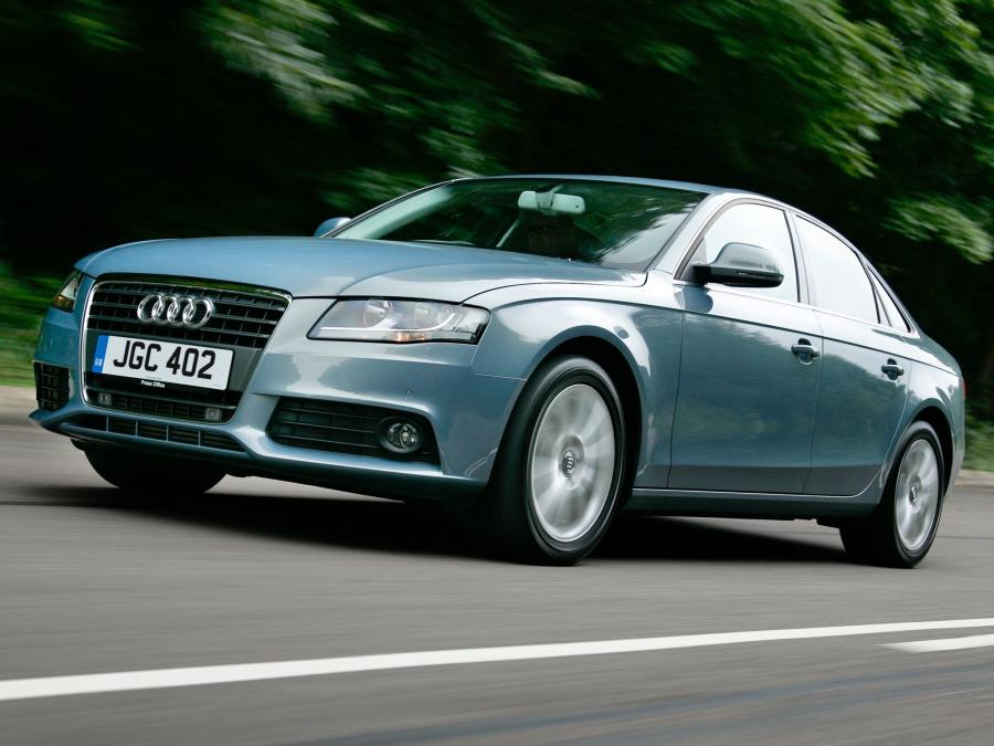  Audi A4 2.7 TDI Sedan (B8, 8K) 2009 года  (UK) (фото 5 из 6)